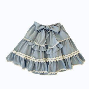 Blue ribbon cake skirt